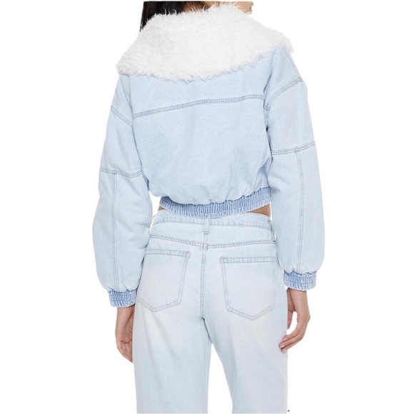NWT! 0X Light Blue Denim Jacket with White Fur Collar - Picture 6 of 13